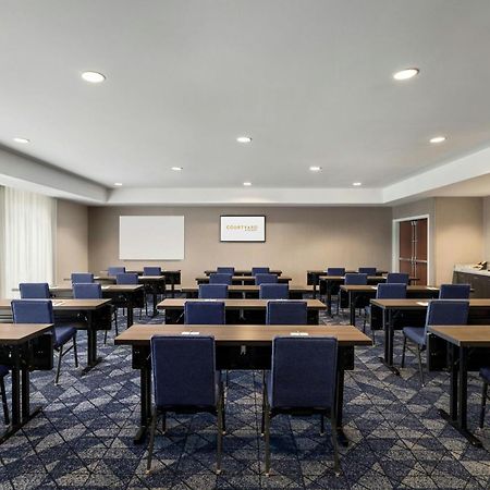 คอร์ตยาร์ด เบอร์ลิงตัน เมานท์ ฮอลลี/เวสท์แทมป์ตัน Hotel Westampton ภายนอก รูปภาพ